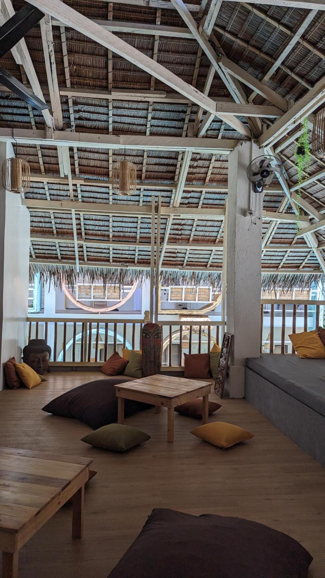 Happiness Hostel Boracay Balabag  エクステリア 写真